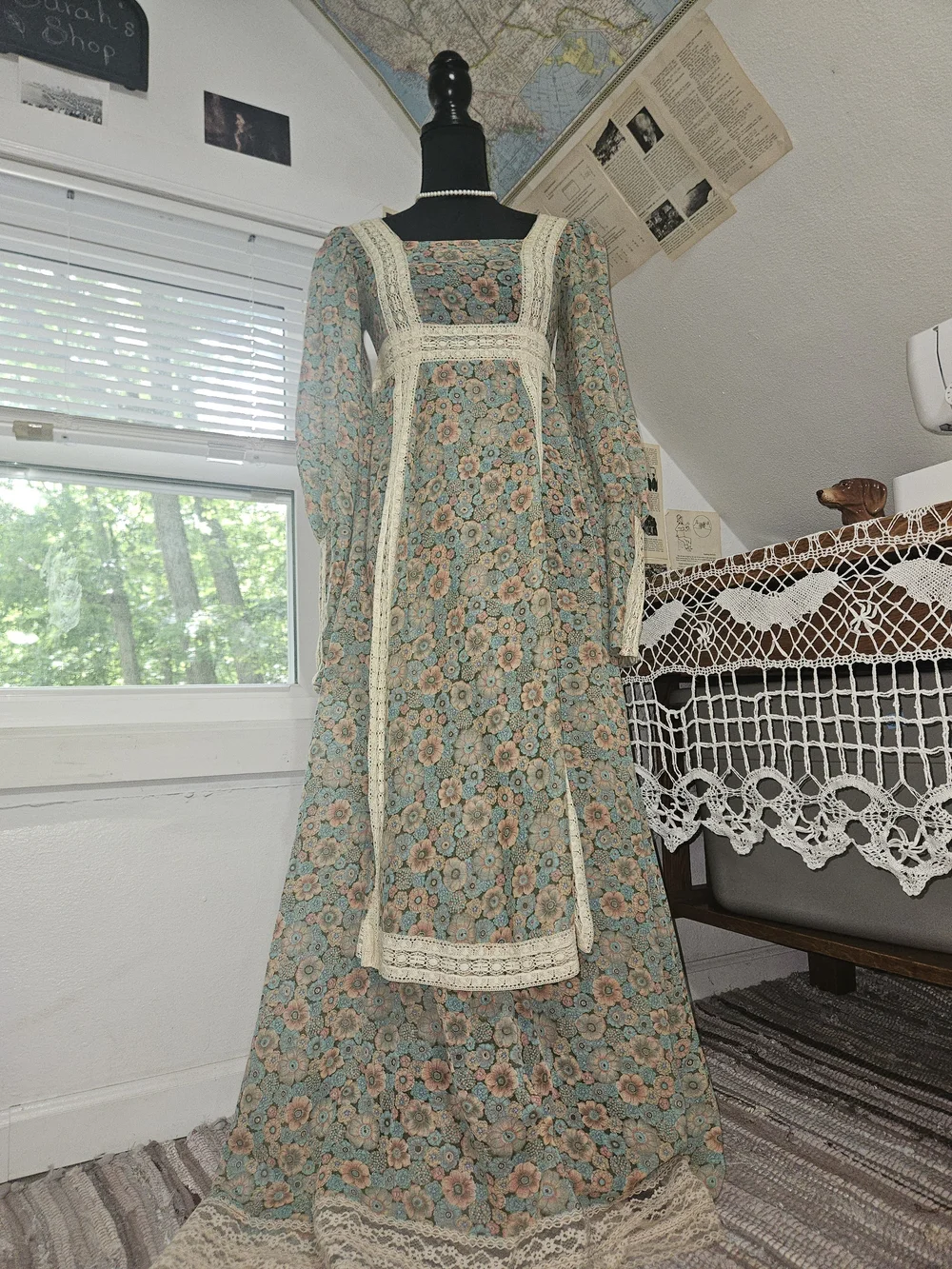 Gunne Sax by Jessica Black Label Sunflower Dress - Picture 1 of 8